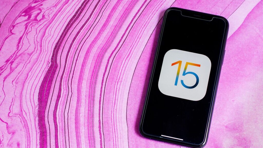 iOS 15 adoption still trails iOS 14 two weeks after release